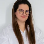 Элина Алманова